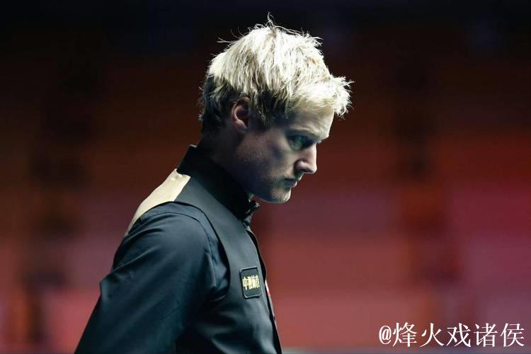 斯诺克冷门迭出：中国小将4-2击败七冠王，80后名将遭遇一轮游