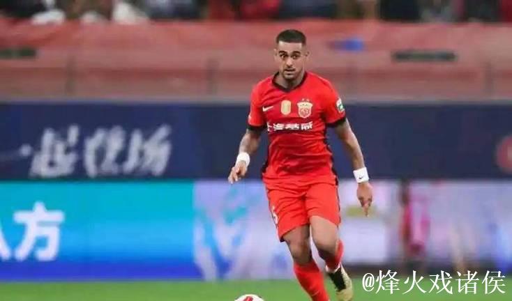 加布里埃尔建功 上海海港力克对手豪取中超三连冠 加布里埃尔建功 上海海港力克对手豪取中超三连冠